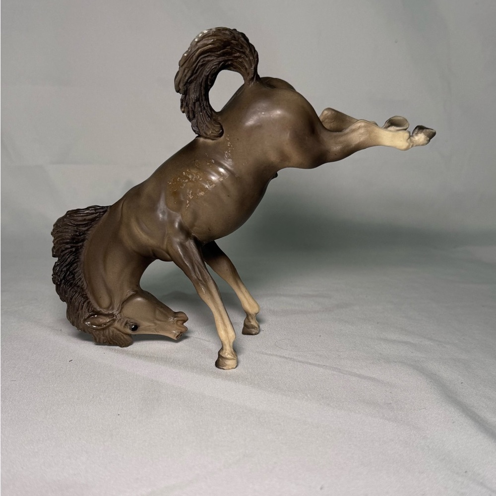 RARE BREYER‎ BUCKING BRONCO #191. STEEL GRAY, FOUR STOCKINGS. RELEASED 1961-1967
